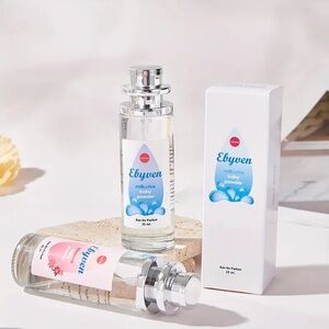 Eau de Parfum for Women - Elegant Clear and Silver Design.  35 ml.